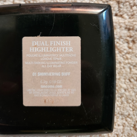 Lancome highlighter - Picture 2 of 2